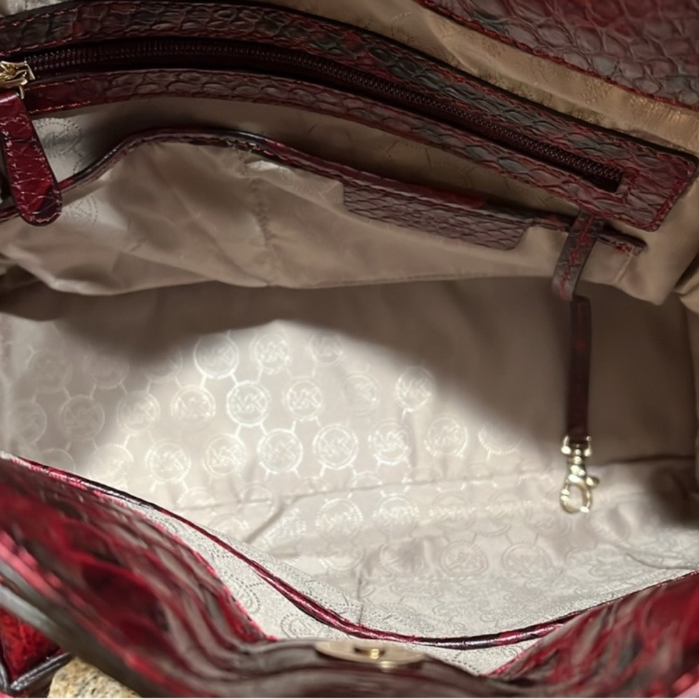 EUC Like New! MICHAEL KORS Collection Hamilton Lrg Red Python Embossed Tote Bag - Picture 12 of 12